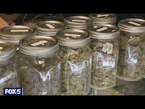 Unlicensed shops openly selling marijuana in NYC