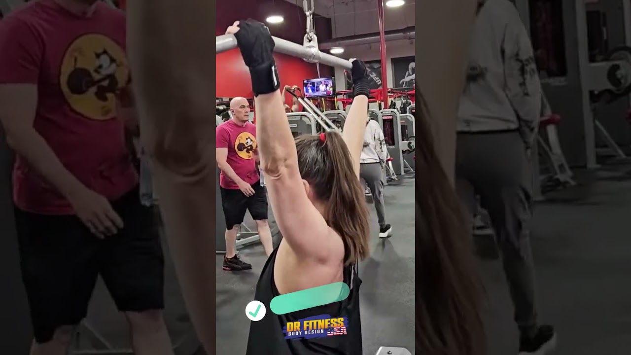 lat pulldown behind the neck tip