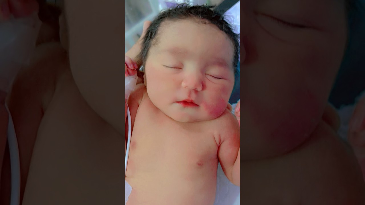 New born cute baby girl sleeping time 😴🥰👼♥️